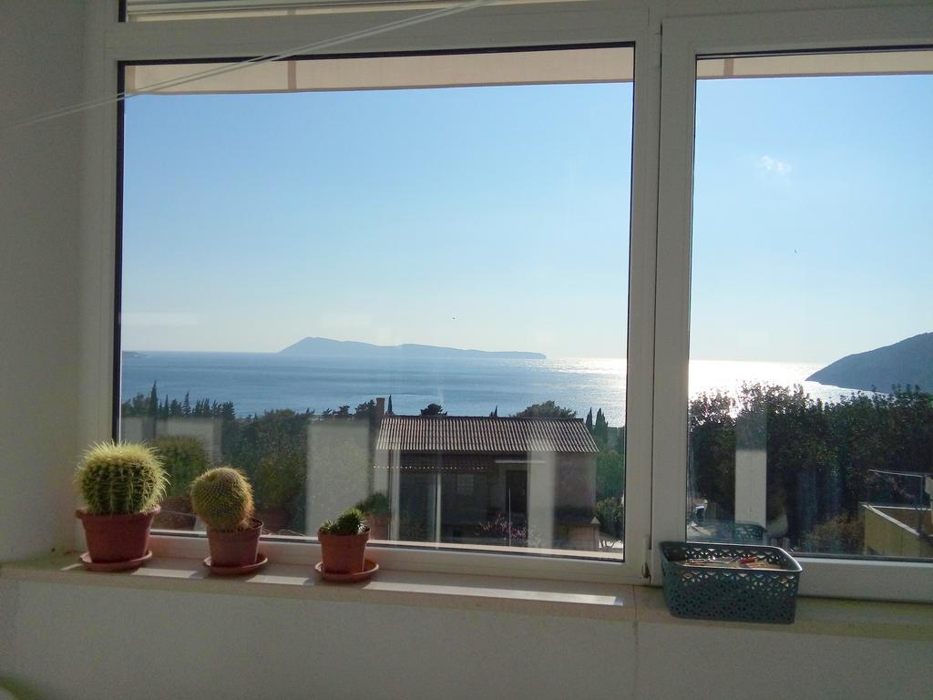 Apartment Teraferma Komiža Zewnętrze zdjęcie