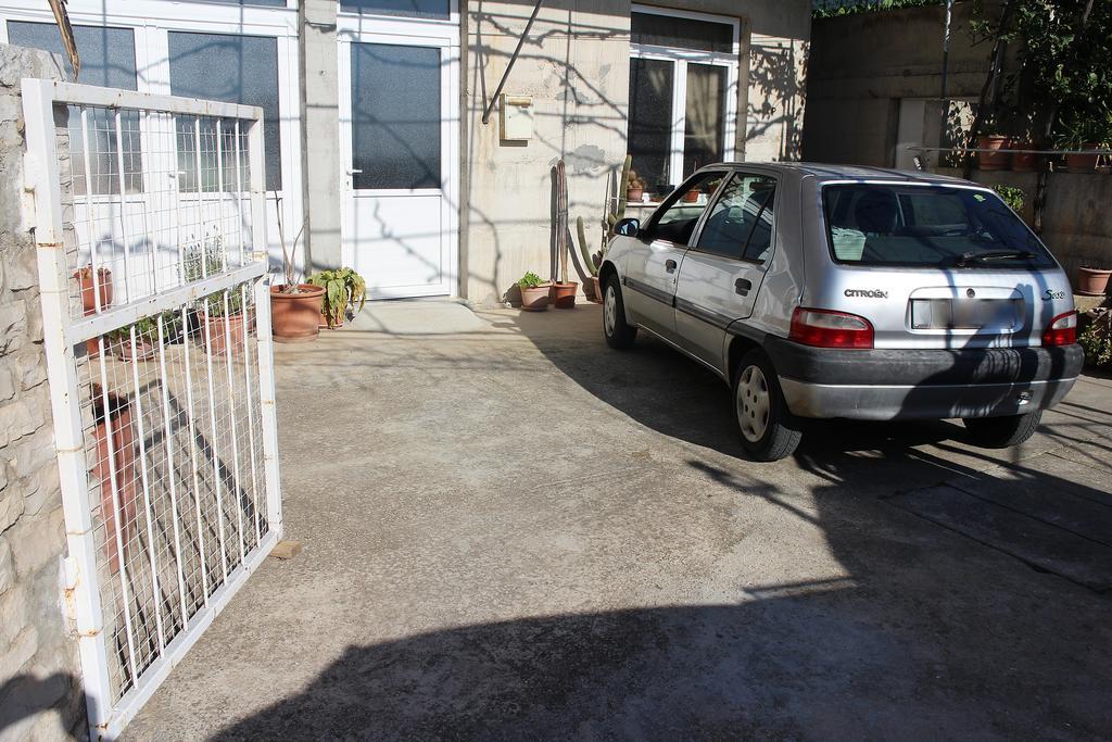 Apartment Teraferma Komiža Zewnętrze zdjęcie